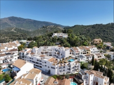 Appartement Benahavís € 400.000,-