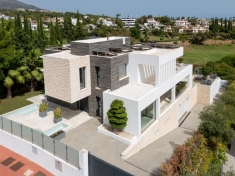273148.jpg